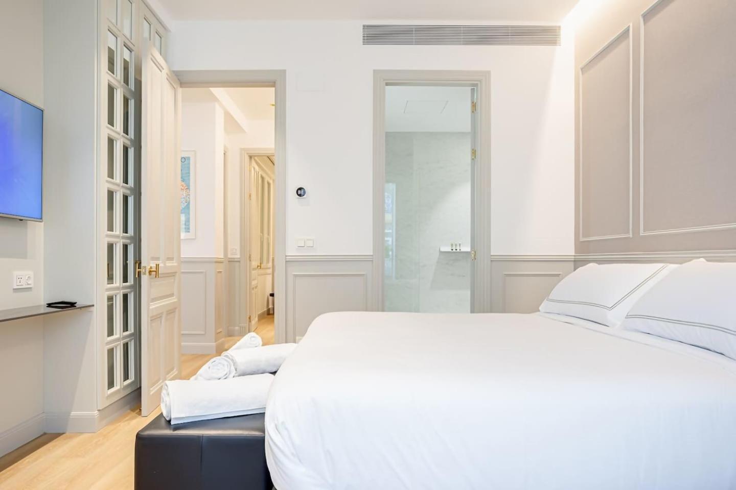 Apartment La Bella Easo New Ac Design Near La Concha San Sebastián